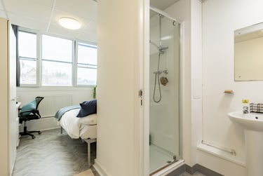 Bronze En Suite at MyPad Paisley, 26 Gilmour Street, City Centre, Paisley, PA11EQ - Image 8